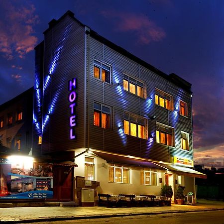 Hotel Mehdjarel Шумен Екстер'єр фото
