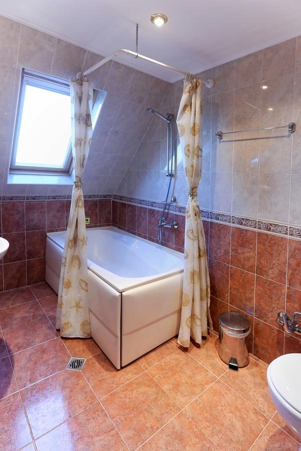 Hotel Mehdjarel Шумен Екстер'єр фото